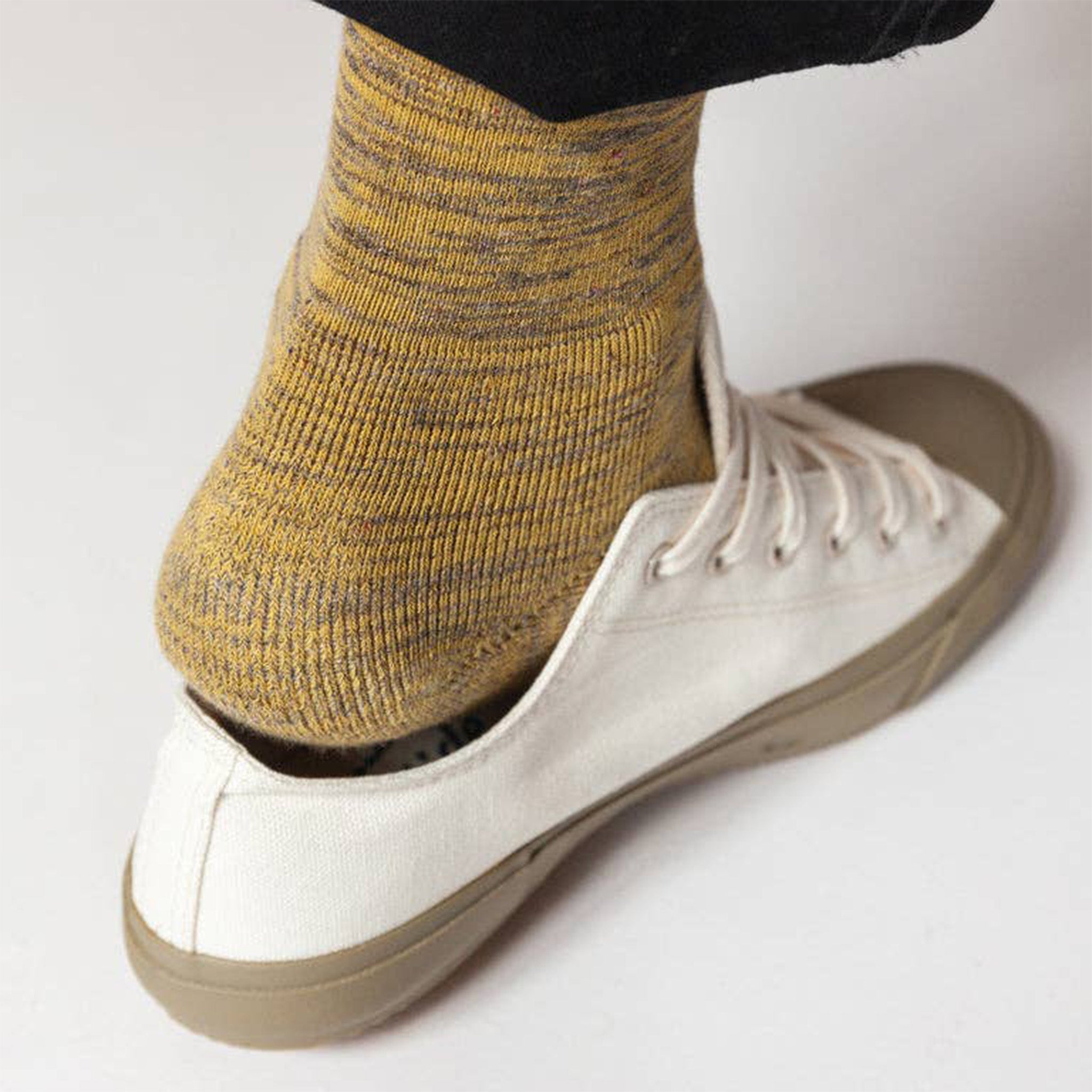 moku socks gold pair model