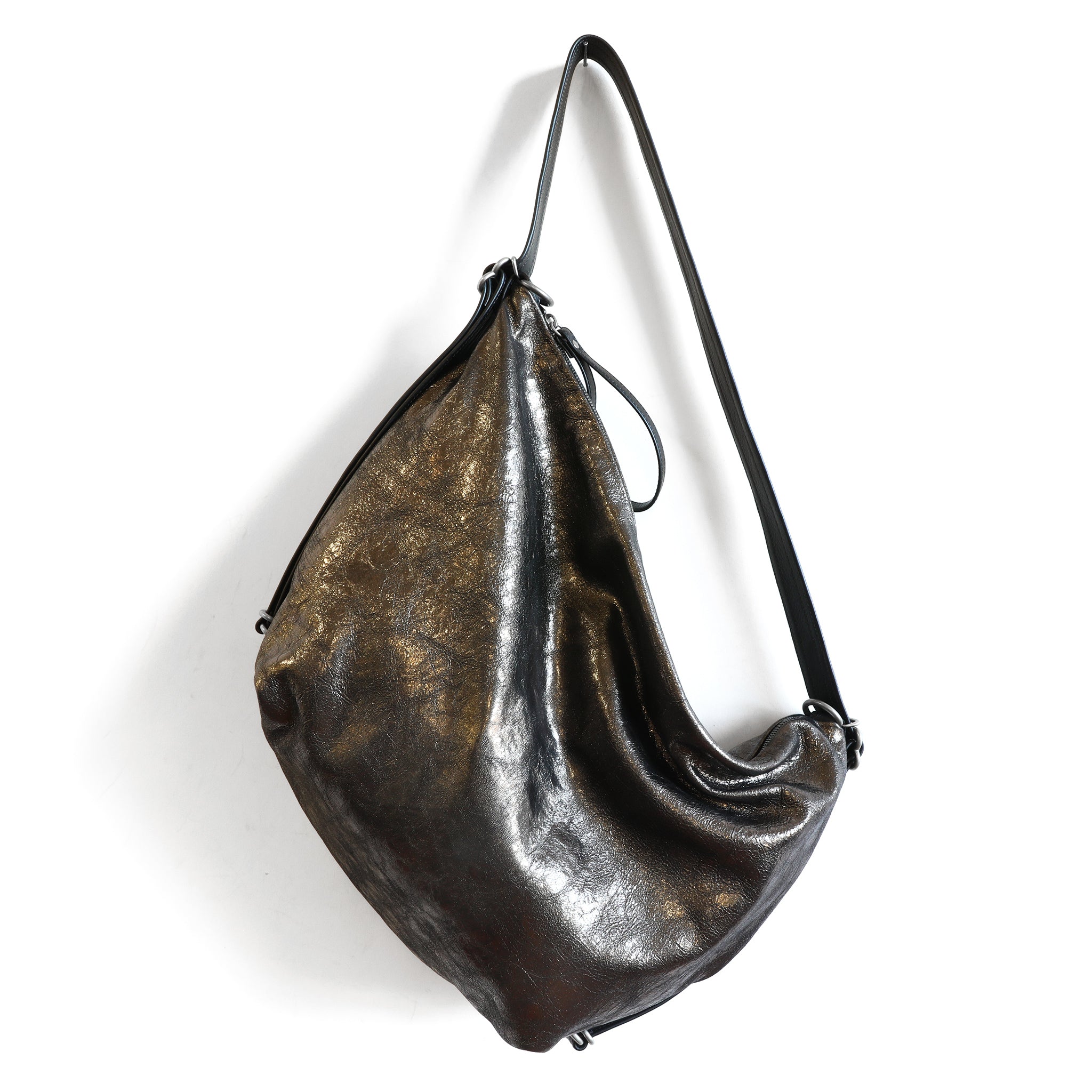 the duffel, size large, in mica bronze and black