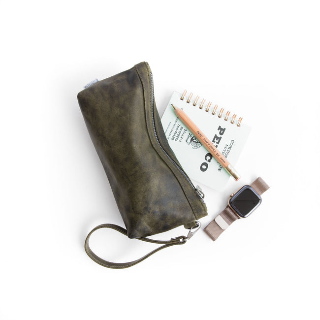 moss | zip pouch medium in moss