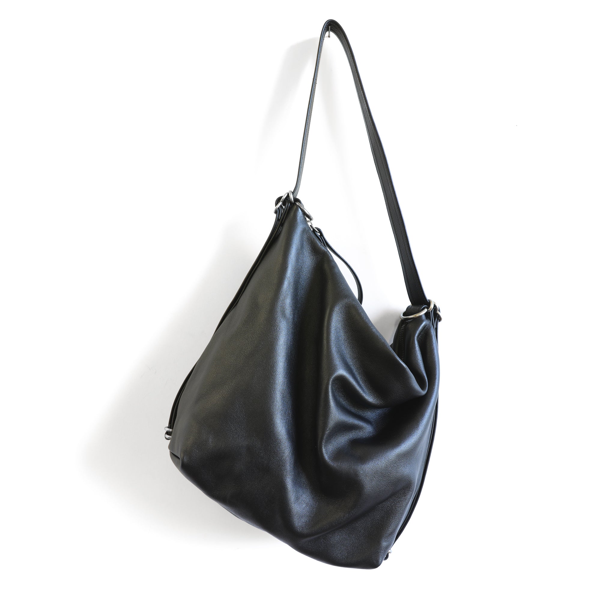 hobo pack original, size large shown, in plonge black with black strap