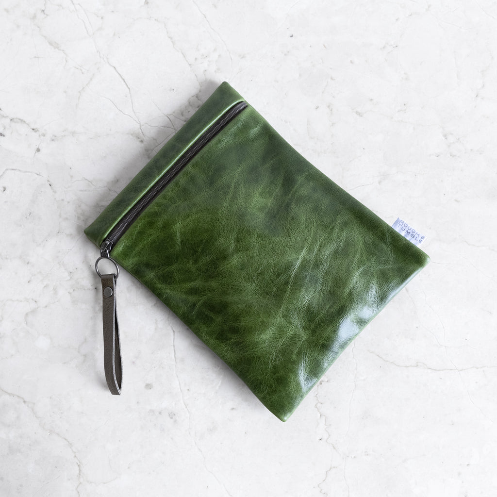 slip case tall in evergreen and wolf